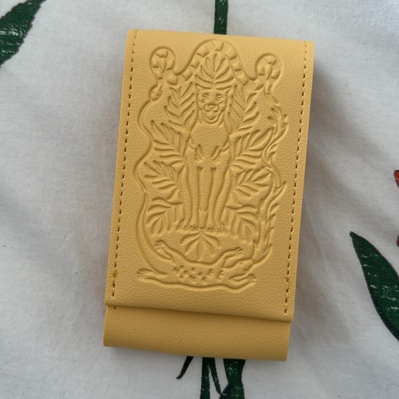 Illumicrate lipstick holder - Picture 2 of 4